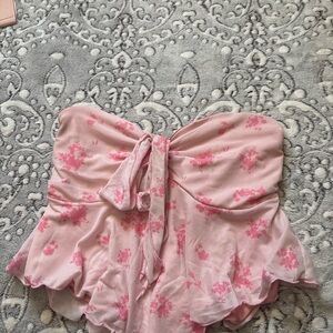 SHEIN Light Pink Floral Strapless Crop Top